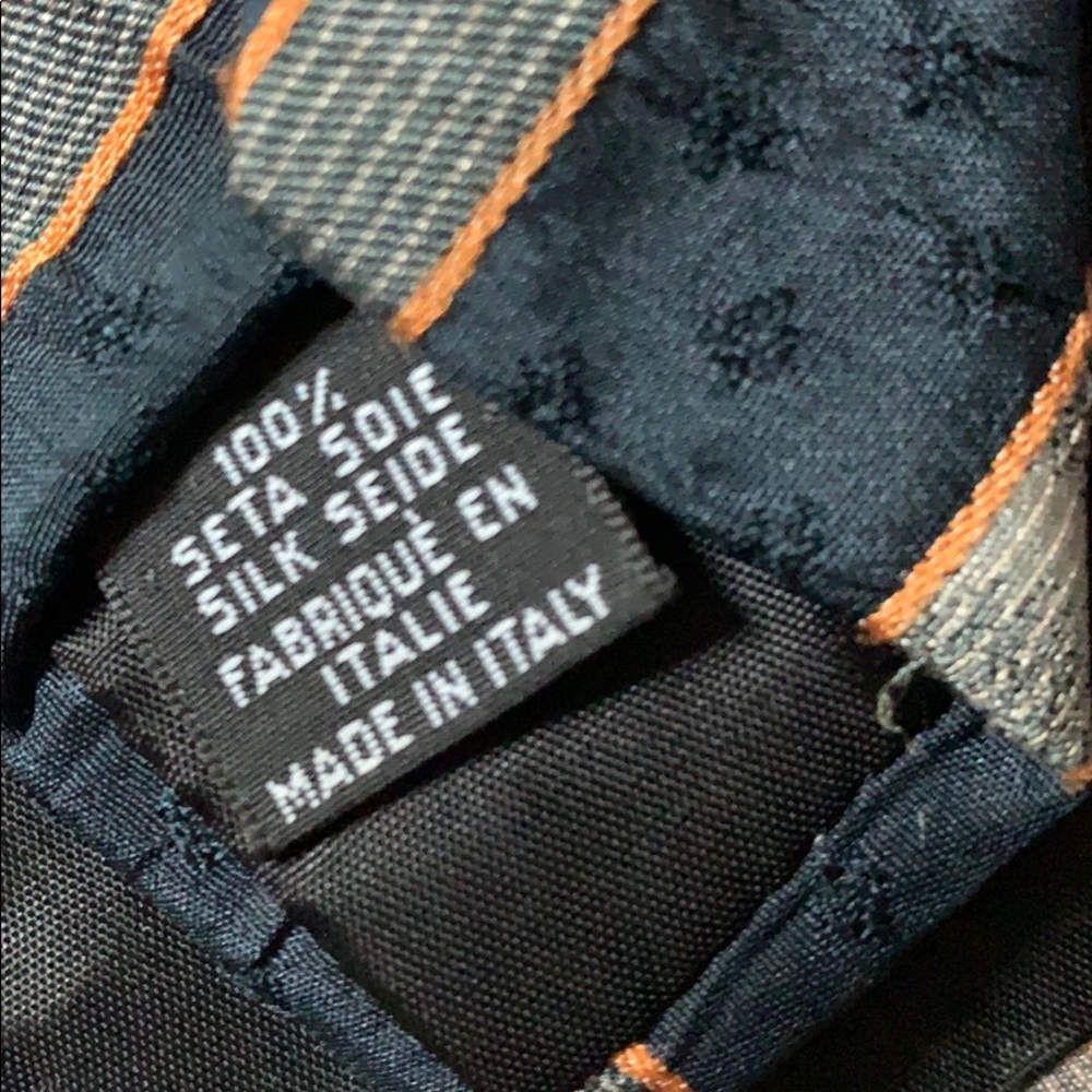NWOT Hugo Boss Silk Tie - Picture 4 of 4